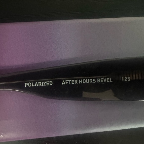 QUAY After Hours Bevel Polarized Crystal Black Smoke Sunglasses With Case - Picture 3 of 7